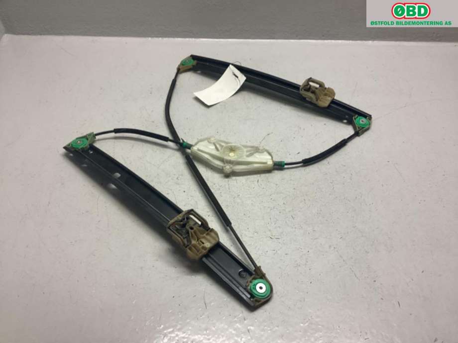 Ruteheis til Audi A8 2010-2013 (Type III, Fase 1)  (AUDI|4H0 839 461 B|4H0 839 461 C|)