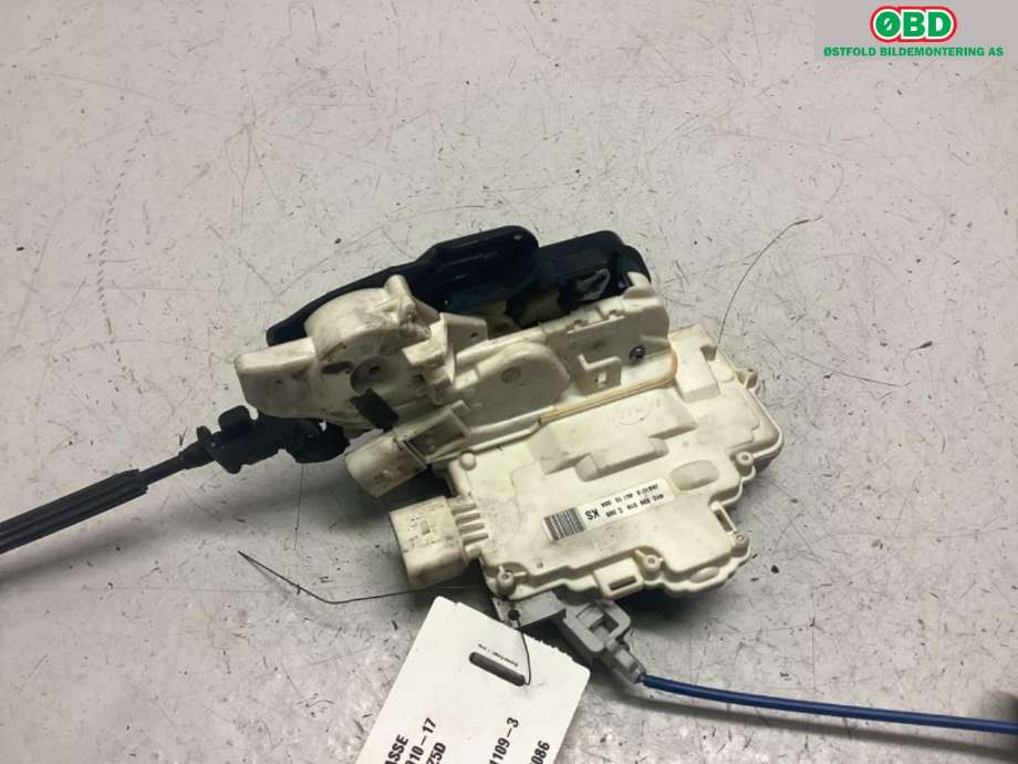 Låsekasse høyre bak til Audi A8 2010-2013 (Type III, Fase 1)  (AUDI|4H0 839 016 C|)