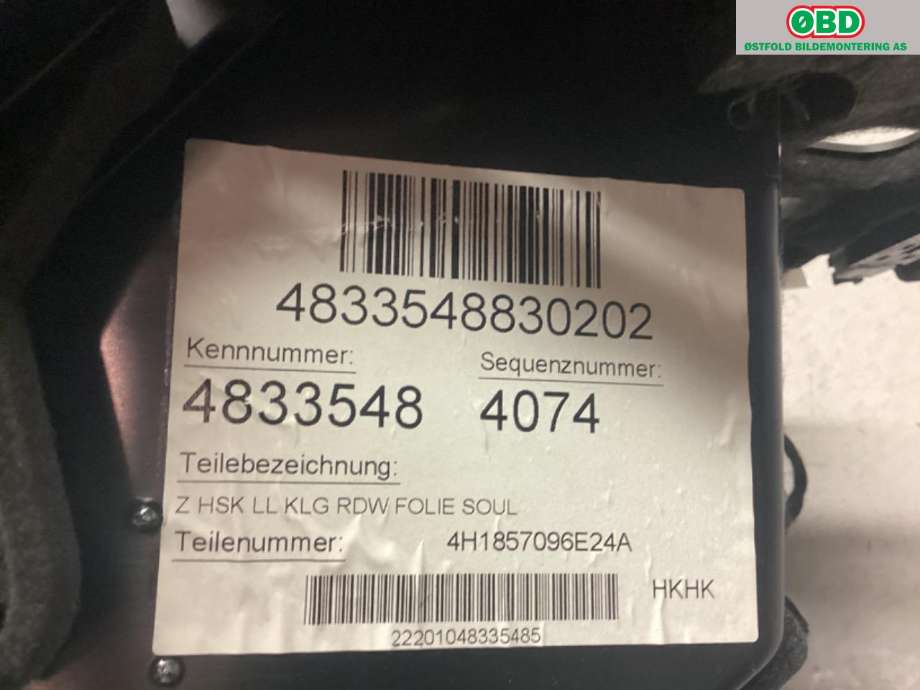 Hanskerom til Audi A8 2010-2013 (Type III, Fase 1)  (AUDI|4H1 857 096 E|)