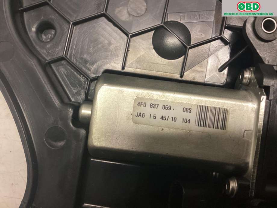 Låsekasse venstre foran til Audi A8 2010-2013 (Type III, Fase 1)  (AUDI|4F0 837 059|4F0 837 059 A|)