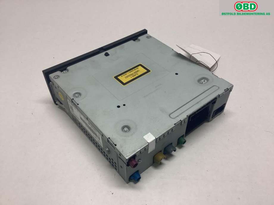 Bilstereo navigasjon til Audi A8 2010-2013 (Type III, Fase 1)  (AUDI|4H0 035 670 FX||4H0 035 670 F)