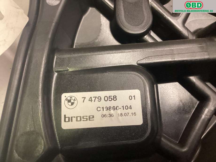 Ruteheis høyre bak til BMW 7-Serie 2015-->> (G11/G12) (G11/G12) (BMW|51 35 7 422 878||7479058)