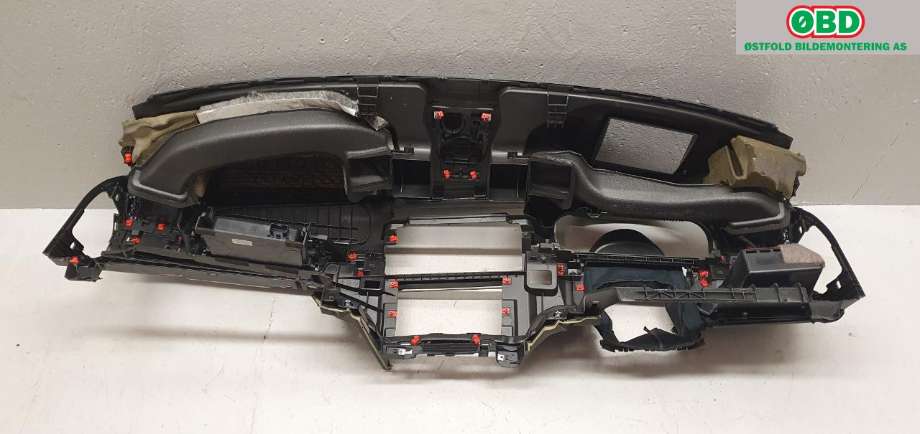 Dashbord til BMW 7-Serie 2009-2015 (F01/F02/F03/F04) (F01/F02/F03/F04) (BMW|51 45 2 336 460|)