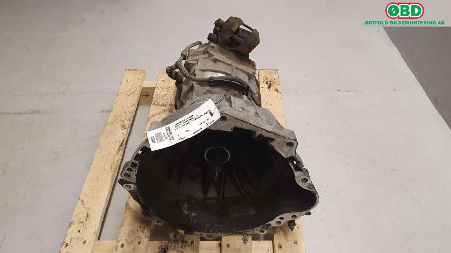 Girkasse manuell til Toyota Hiace 2007-2012 (Fase 3) (TOYOTA|3303026A50|)
