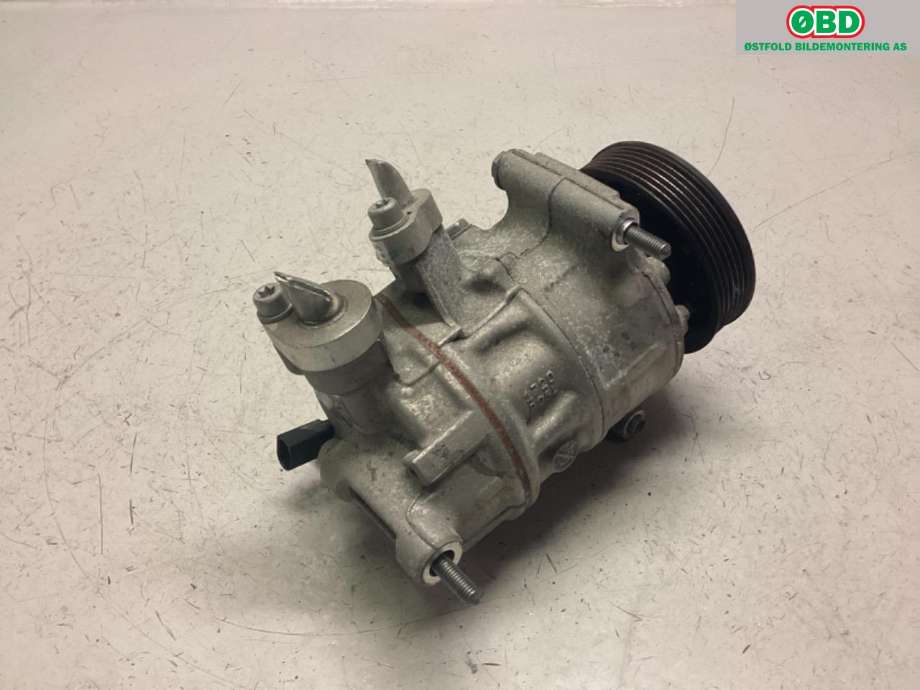 Aircondition kompressor til Škoda Octavia 2013-2016 (Type III, Fase 1)  (SKODA|5Q0 820 803 E|)