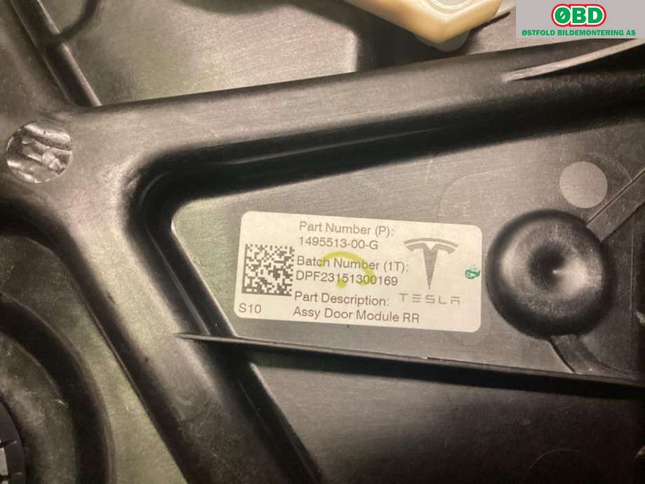 Ruteheis høyre bak til Tesla Model Y 2021-2024 (Type I)  (TESLA MODEL Y KOMBI-KUPE|1526803-00-C|1634424-00-A|)