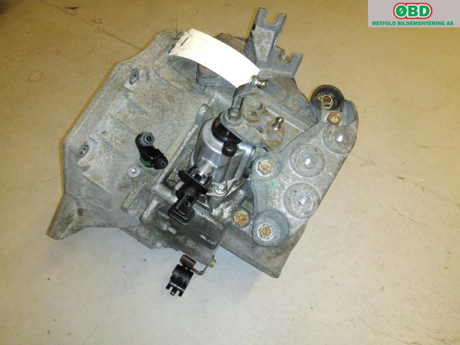 Girkasse manuell 6-trinn til Opel Astra K 2015-->>  (OPEL|55594897|)