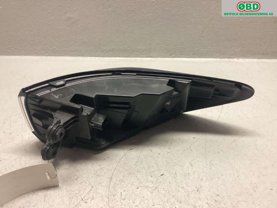 Baklykt venstre til VW ID.5 2022-->>  (VOLKSWAGEN ID.5|11A 945 207 A|)