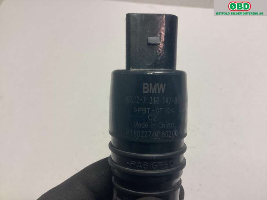 Spylerpumpe foran til BMW X5 2018-->> (G05) (G05) (BMW|67 12 7 310 147|)