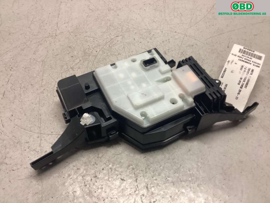 Instrumentpanel til Toyota Prius 2016-2023 (Type IV) (combi) (combi) (TOYOTA|8316147071||8310847370A)