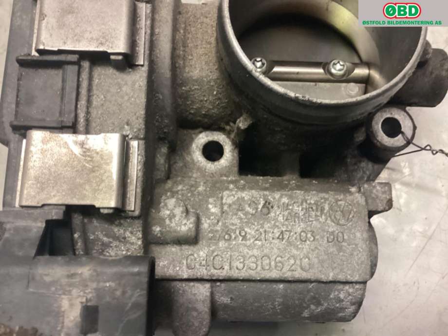 Spjeldhus til VW Golf VII 2017-2020 (Fase 2)  (VOLKSWAGEN|04C 133 062 C|)