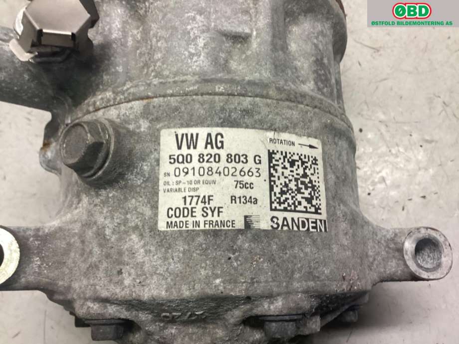Aircondition kompressor til VW Polo 2014-2017 (Type V, Fase 2)  (VOLKSWAGEN|5Q0 820 803 F|5Q0 820 803 K|5Q0820803G)