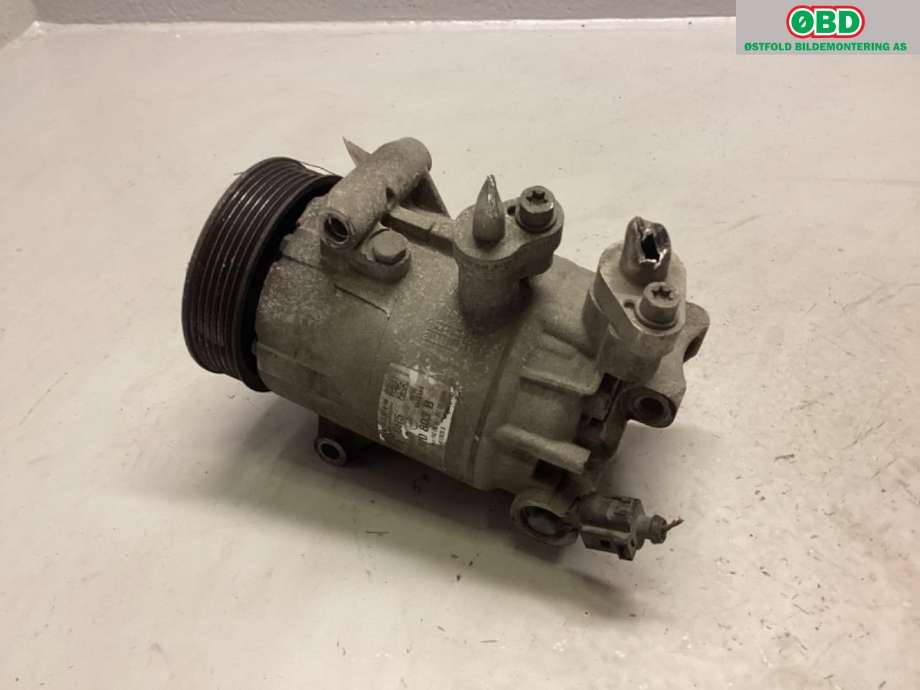 Aircondition kompressor til Škoda Octavia 2013-2016 (Type III, Fase 1)  (SKODA|5Q0 820 803 D|)