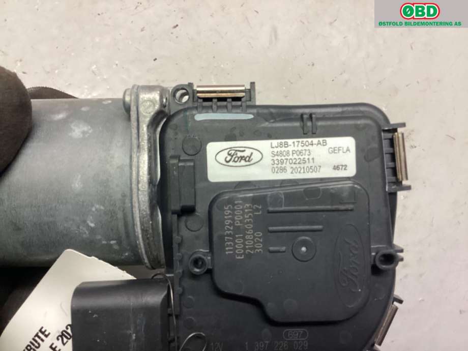 Viskermotor frontrute til Ford Mustang Mach-e 2020-->> (FORD|2476241|LJ8B-17504-AA|LJ8B-17504-AB)