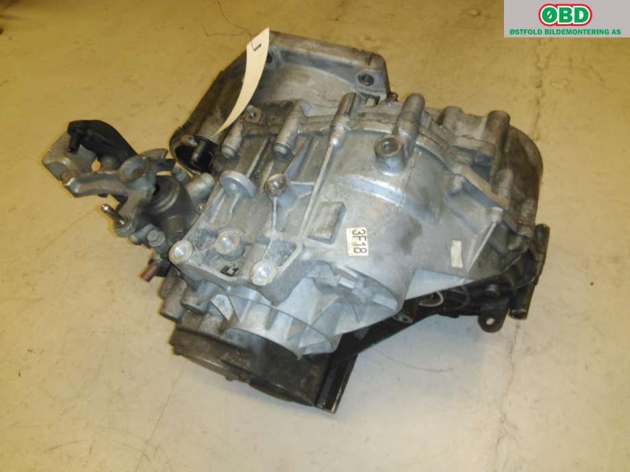 Girkasse manuell 6-trinn til Audi TT 2006-2014 (Type II)  (AUDI TT RS Coupe 8J 4wd|0A6 300 044 T|)