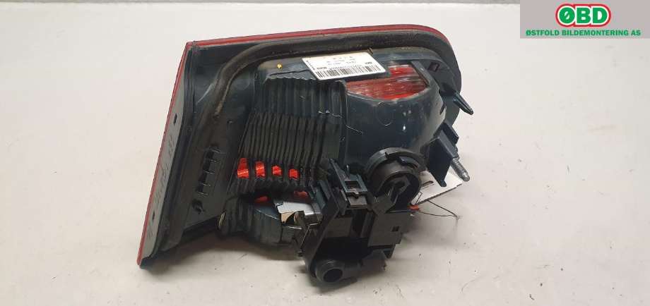 Baklykt venstre indre til BMW 3-Serie 2012-2018 (F30/F31/F34) (F30/F31/F34) (BMW|63 21 7 372 793|)