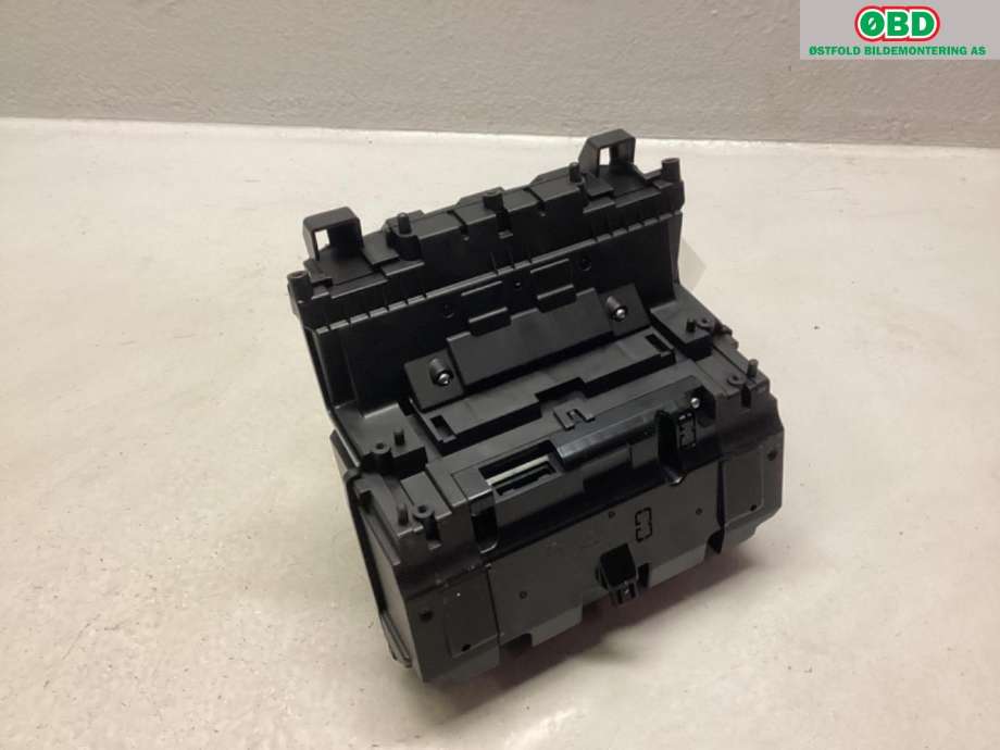 Instrumentpanel til Kia e-Soul 2019-->> (Type III)  (KIA|94310J2300|)