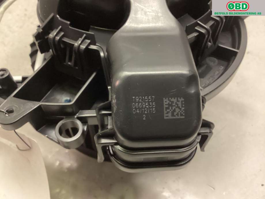 Varmeapparat motor til BMW 1-Serie 2015-2019 (Fase 2) (F20/F21) (F20/F21) (BMW|64 11 9 350 395|)