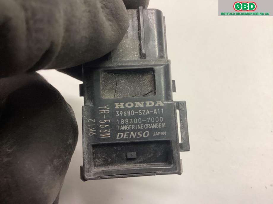 Parkeringssensor bak til Honda Civic 2006-2011 (Type VIII)  (HONDA|39680SZAA11ZL|)