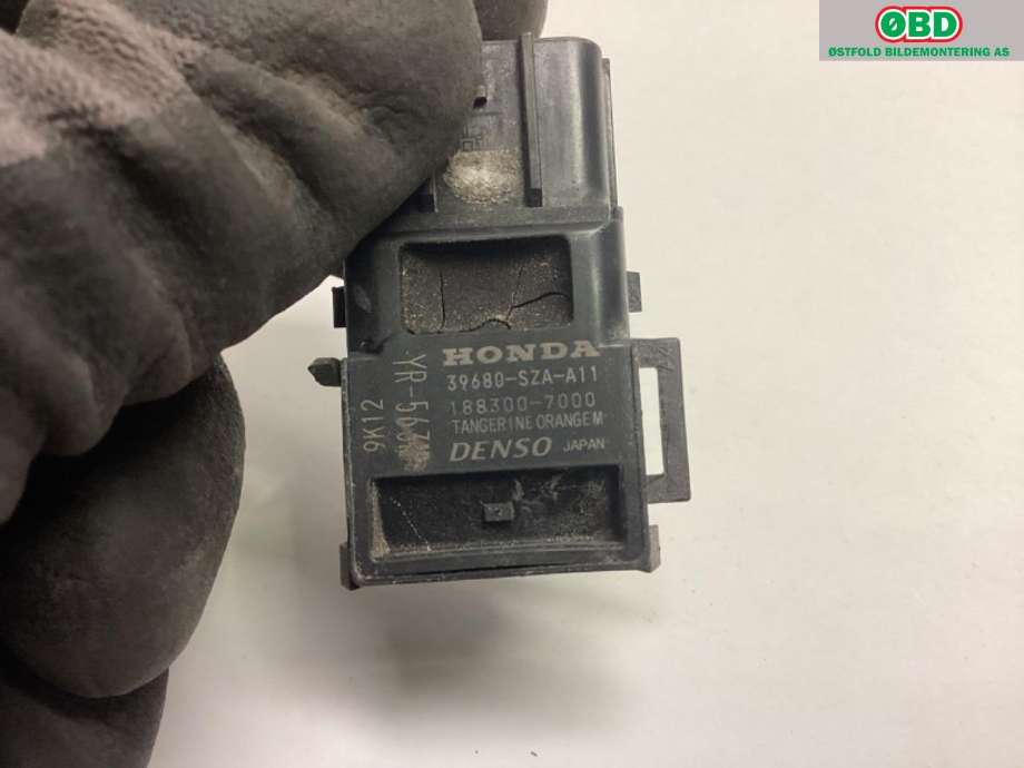Parkeringssensor bak til Honda Civic 2006-2011 (Type VIII)  (HONDA|39680SZAA11ZL|)