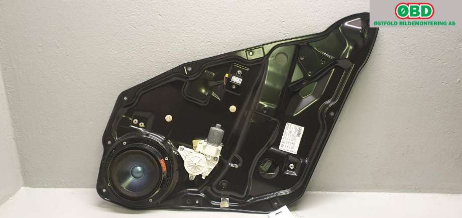 Ruteheis venstre bak til Mercedes GL 2006-2012 (X164) (X164) (MERCEDES|A 164 730 31 79|A 251 820 01 08|)