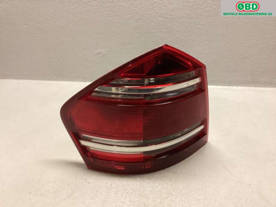 Baklykt venstre til Mercedes GL 2006-2012 (X164) (X164) (MERCEDES|A 164 820 05 64|)