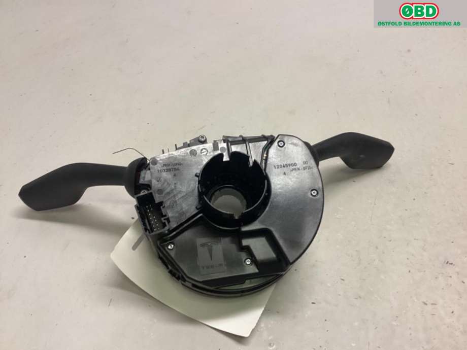Bryter combi til Tesla Model Y 2021-2024 (Type I)  (TESLA|1097662-00-O|)