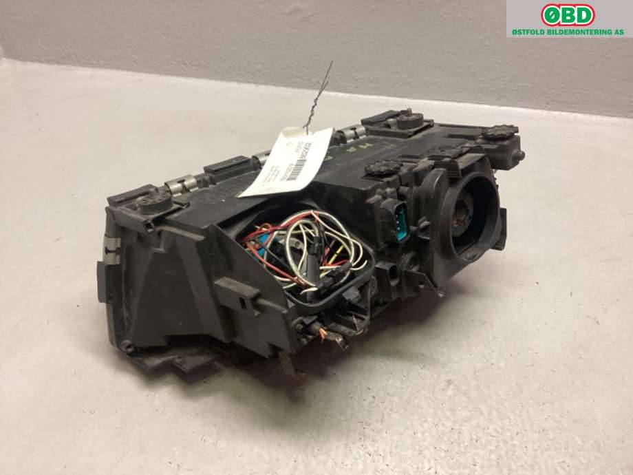 Frontlykt høyre halogen til BMW 7-Serie 1993-2001 (E38) (E38)