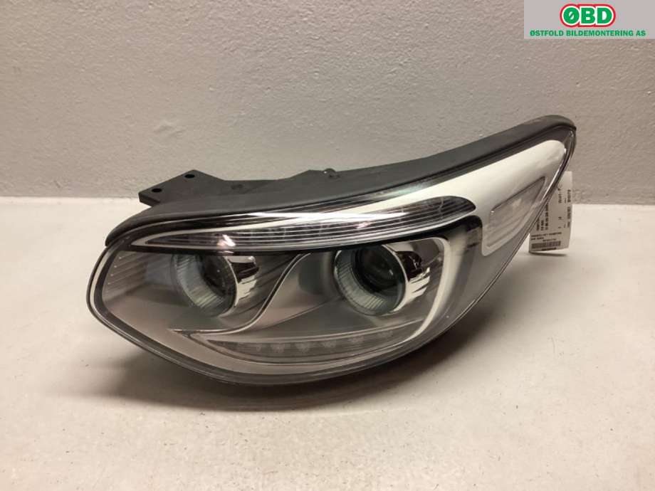 Frontlykt venstre halogen til Kia Soul 2014-2019 (Type II) (KIA|92101E 40101D|)