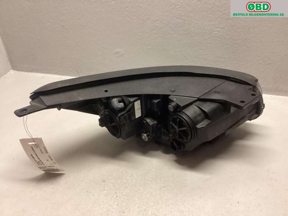 Frontlykt venstre halogen til Kia Soul 2014-2019 (Type II) (KIA|92101E 40101D|)