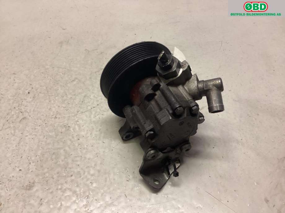 Servo pumpe mekanisk til Mercedes S-Klasse 2005-2013 (W221) (W221) (MERCEDES|A 004 466 89 01|)