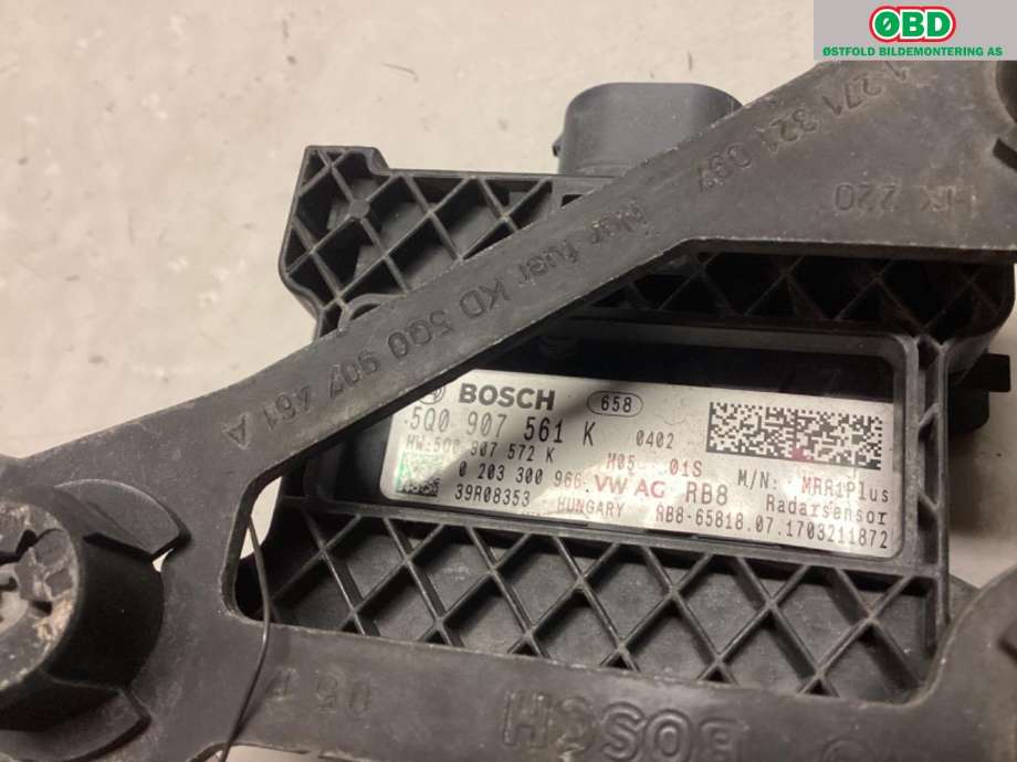 Sensor radar til Škoda Fabia 2014-2021 (Type III)  (SKODA|5Q0 907 561 K|)