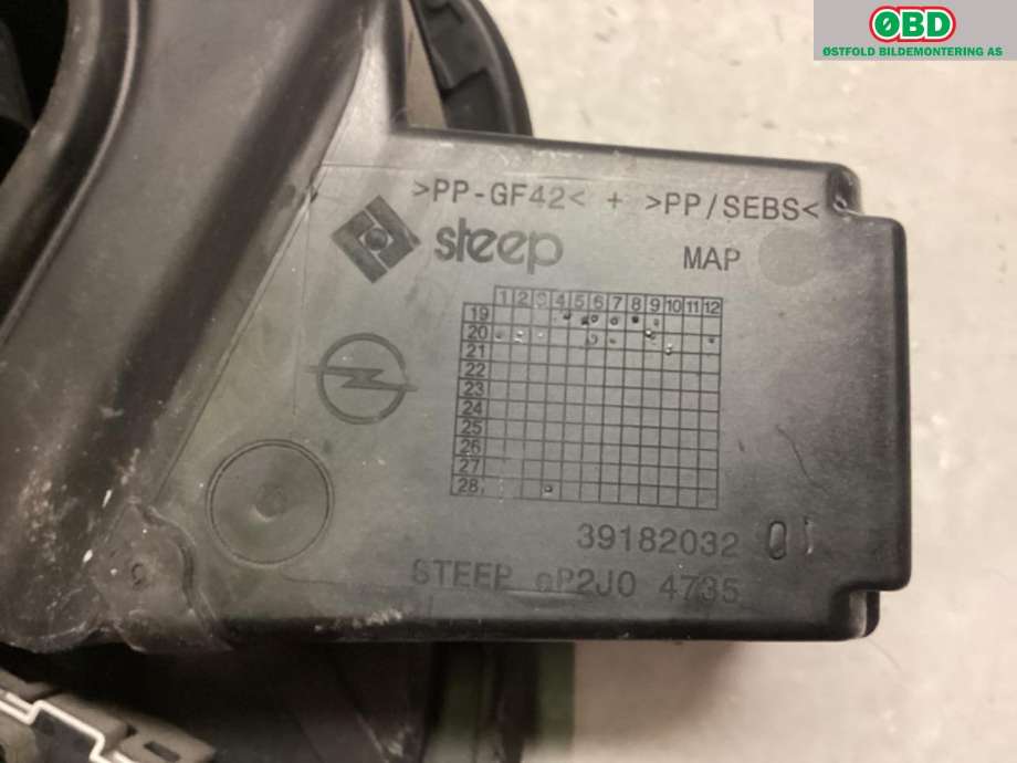 Batterilader inntak/luke til Opel Corsa F 2019-->>  (OPEL Corsa-e||39182032)