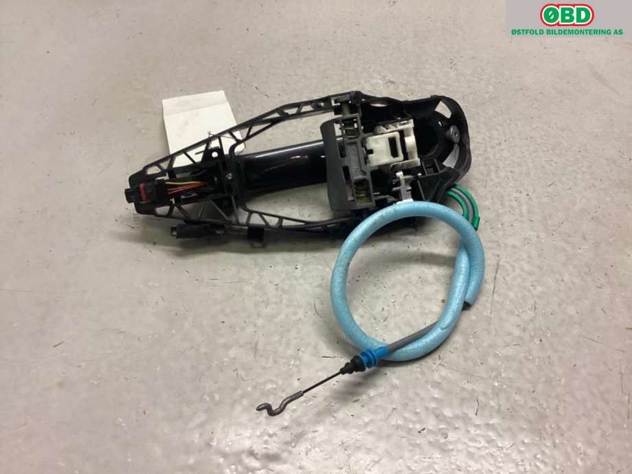 Dørhåndtak utv høyre bak til BMW X3 2017-->> (G01) (G01) (BMW|51 21 7 401 206|51 21 8 492 028|)