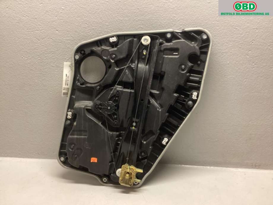 Ruteheis venstre bak til BMW X3 2017-->> (G01) (G01) (BMW|51 35 7 498 149|)
