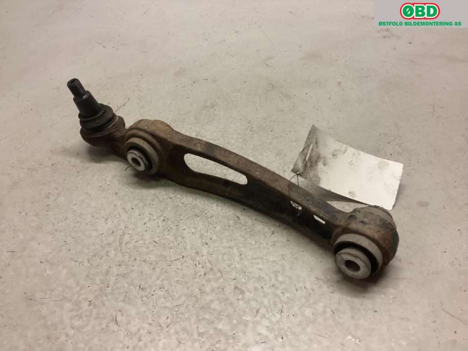 Bærebru venstre foran nedre til Land Rover Range Rover Sport 2013-->> (LAND-ROVER|LR078479|)