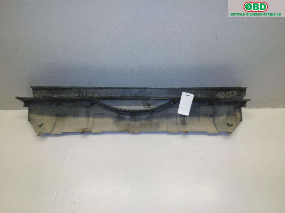 Støtfanger bak til Mitsubishi Pajero 2007-2016 (Type IV, Fase 1) (MITSUBISHI|6410A186|)