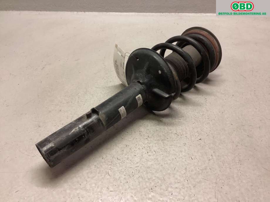 Fjærbein høyre bak til Porsche Boxster/Cayman 2016-->> (982) (982) (PORSCHE|982 513 031 A|)