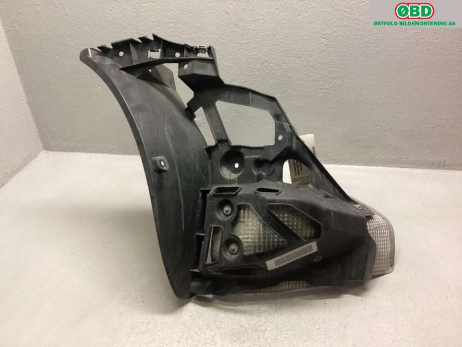 Støtfangerving venstre bak til Porsche Boxster/Cayman, 2016-->> (982) (982) (PORSCHE|982 807 147)