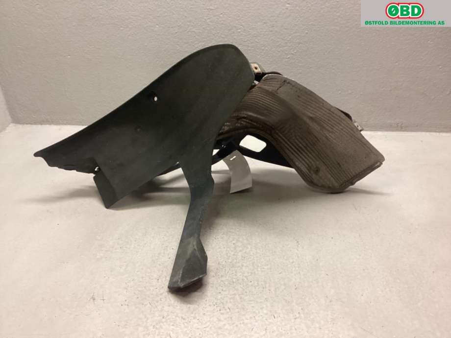 Støtfangerving venstre bak til Porsche Boxster/Cayman 2016-->> (982) (982) (PORSCHE|982 807 147||982807193)