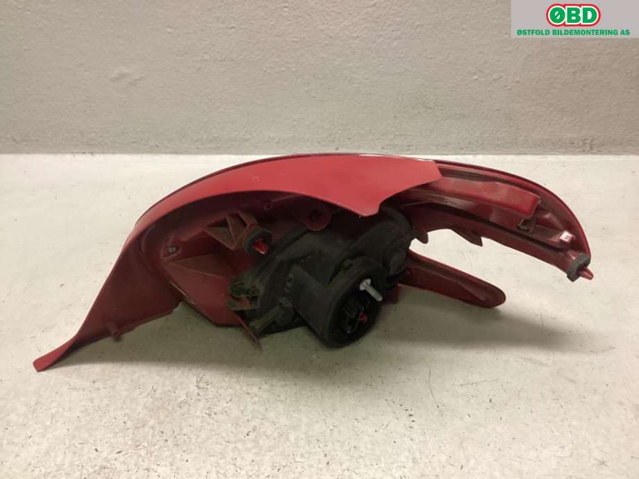 Baklykt venstre til Peugeot 208 2012-2019 (Type I)  (PEUGEOT|96 726 282 80|)