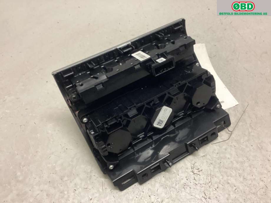 Varmeapparat betjening til Renault Captur 2020-->> (Type II)  (RENAULT|275100936R|)