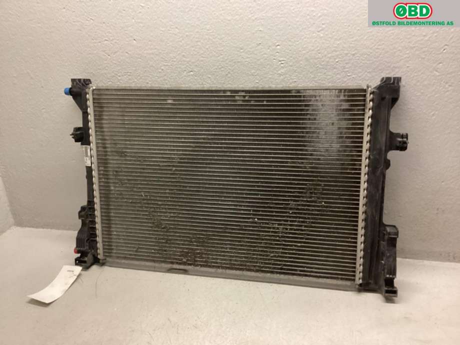 Radiator (automat gir) til Mercedes B-Klasse 2011-2018 (W246) (W246) (MERCEDES|A 246 500 12 03|)