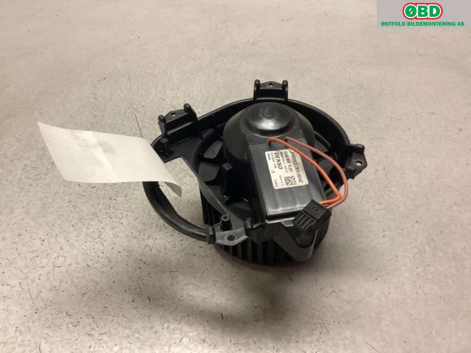 Varmeapparat motor til Mercedes B-Klasse 2011-2018 (W246) (W246) (MERCEDES|A 246 906 16 01|)