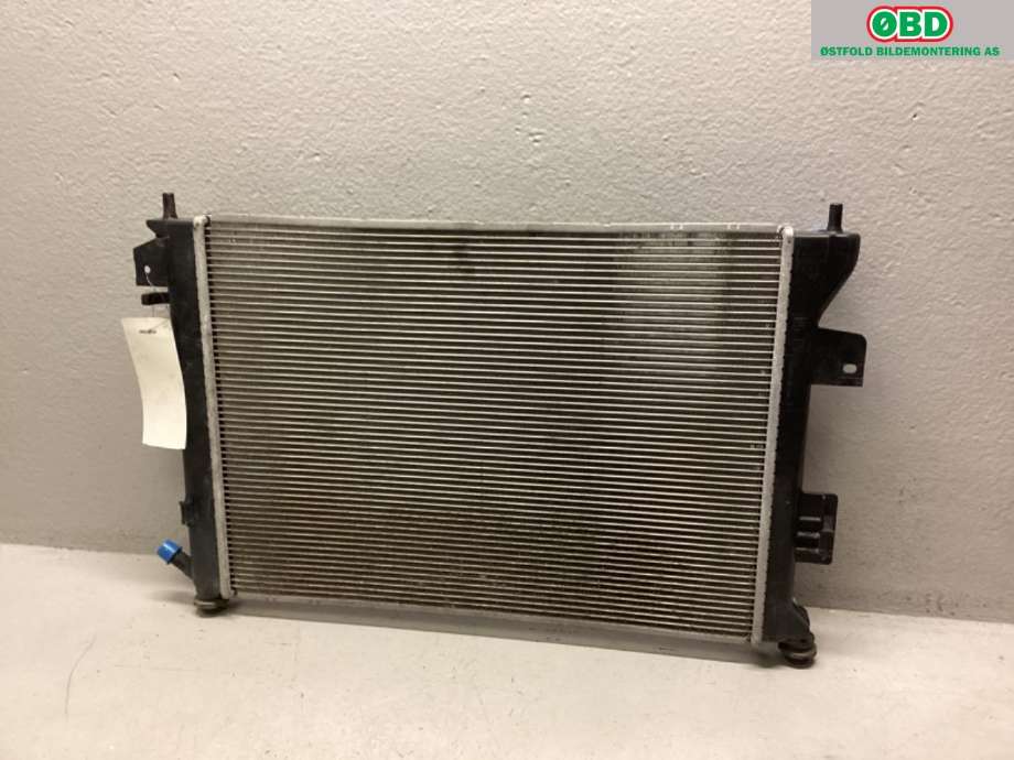 Radiator (automat gir) til Kia Soul 2014-2019 (Type II)  (KIA|25310E4000|)