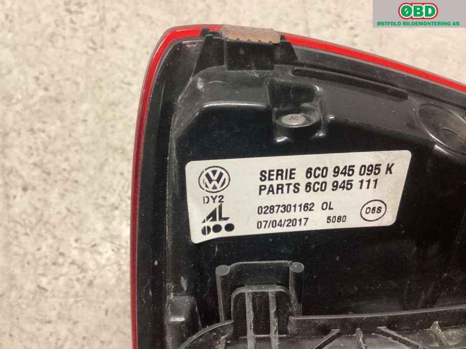 Baklykt venstre til VW Polo 2014-2017 (Type V, Fase 2)  (VOLKSWAGEN|6C0 945 095 K|)