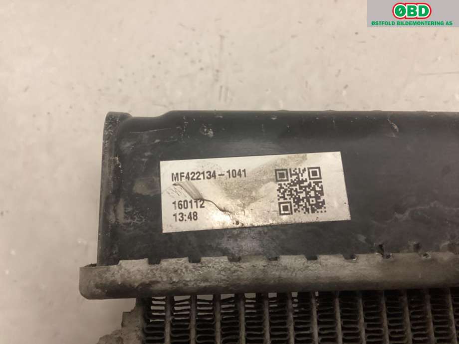 Radiator (automat gir) til Toyota Auris 2015-2019 (Type II, Fase 2)  (TOYOTA|164000T240|)