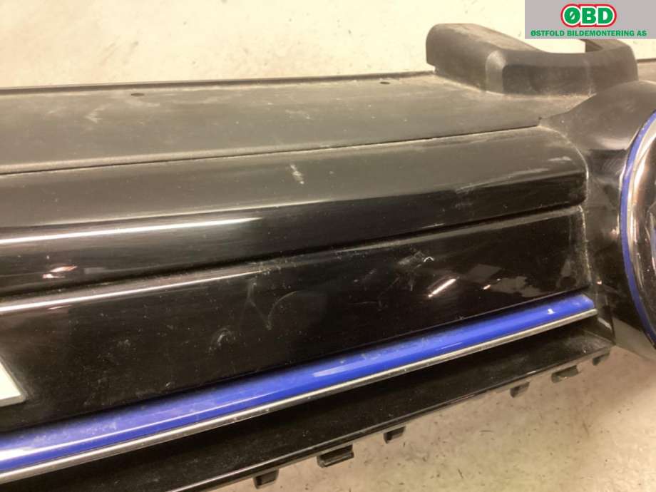Grill til VW e-Golf 2014-2017 (Fase 1)  (VOLKSWAGEN|5GE 853 651|)