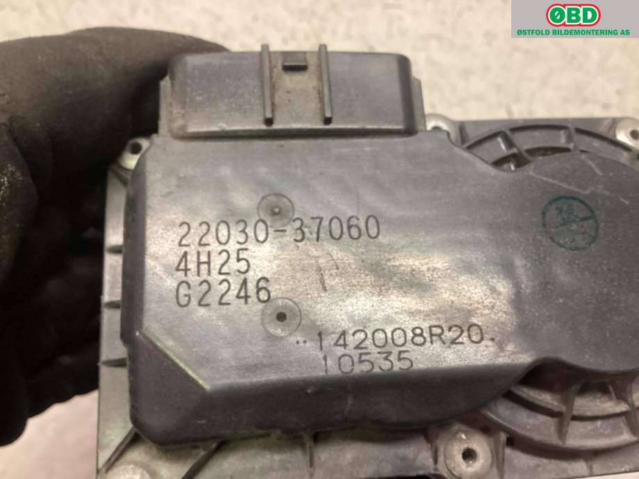 Spjeldhus til Toyota Prius +7 2012-2020 (Type III) (stasjonsvogn) (stasjonsvogn) (TOYOTA|2203037060|)