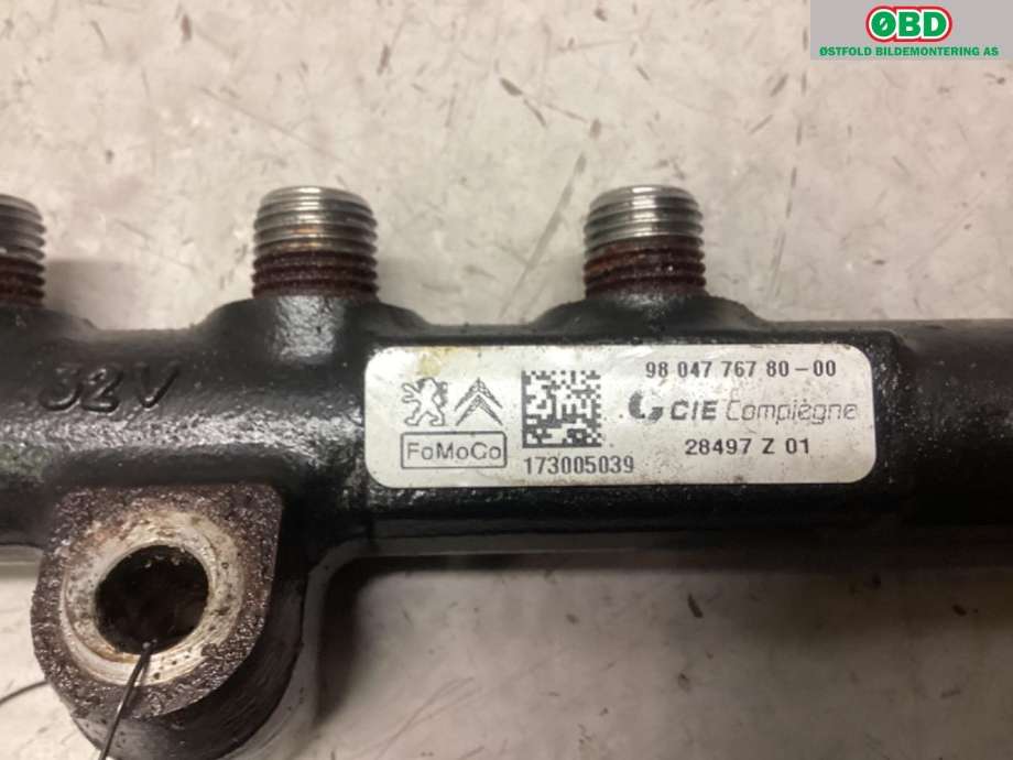 Dyseskinne (fuelrail) til Ford Transit Connect 2018-->> Type II, Fase 2  (FORD|1868664|FM5Q9D280AA|9804776780)